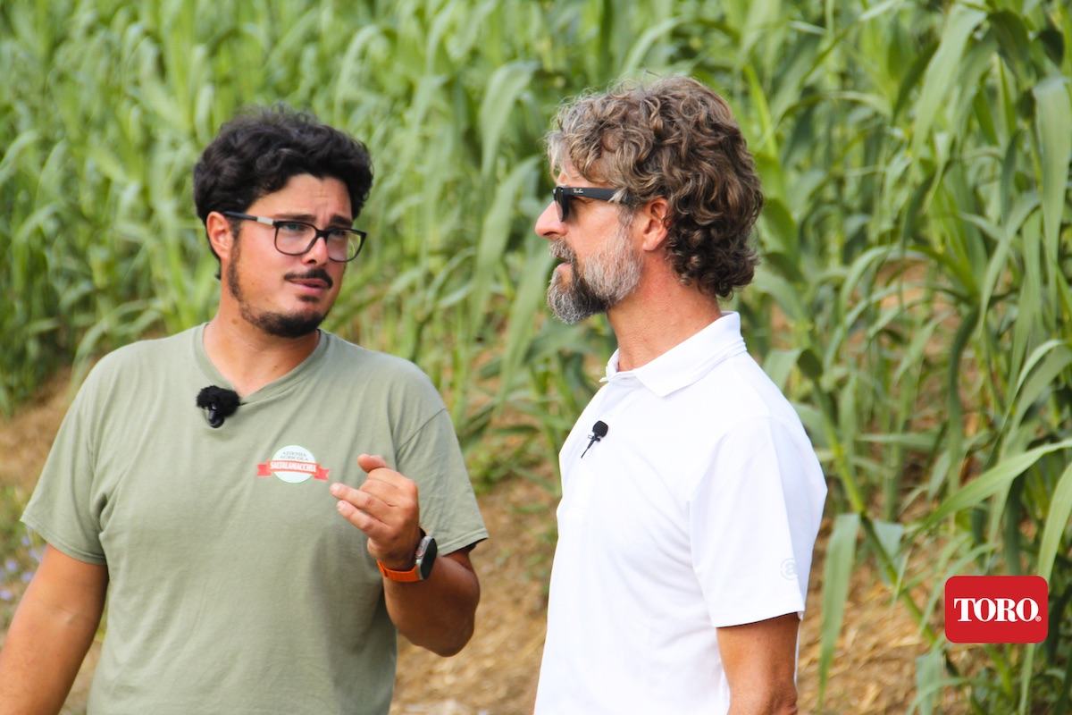 Da sinistra, Luca Saltalamacchia, titolare dell'azienda omonima, e Giorgio Pace, Area sales manager di Toro